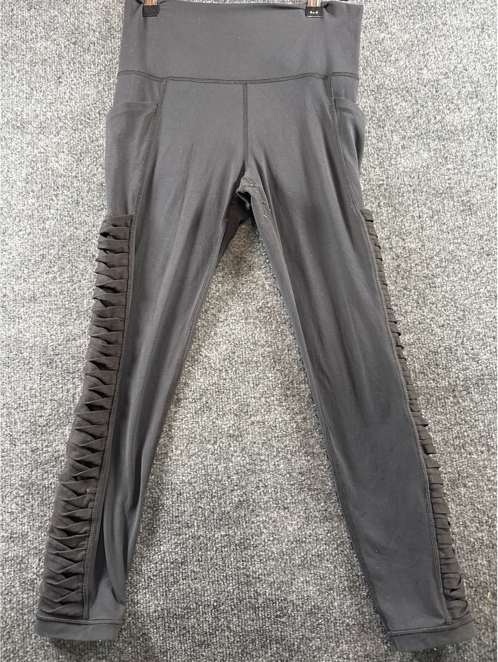 Athleta Leggings Womens S Black Side Cutout Detail High Rise Athletic Yoga